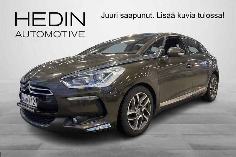 Ruskea Käytetty 2012 Citroën DS5 Chic Viistoperä | 6 900 € - Kuva 1/4