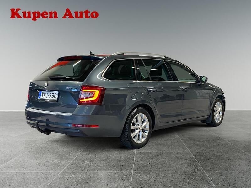 Käytetty Skoda Octavia Business Line 150 HP (110 kW) 2020 Farmari