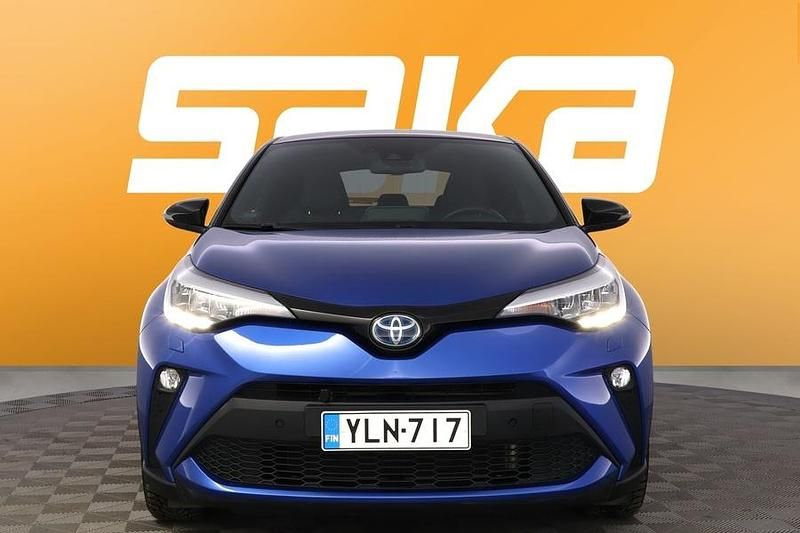 Käytetty Toyota C-HR Edition 184 HP (135 kW) 2022 Katumaasturi