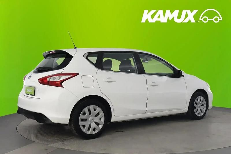 Käytetty Nissan Pulsar Visia 116 HP (85 kW) 2017 Valkoinen Sedan
