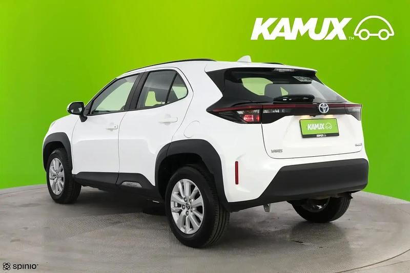 Käytetty Toyota Yaris Cross Active 92 HP (67 kW) 2024 Valkoinen Katumaasturi