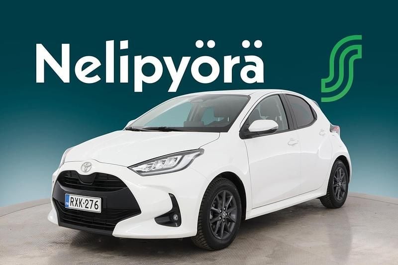 Käytetty Toyota Yaris Hybrid Plus 116 HP (85 kW) 2025 Valkoinen Viistoperä