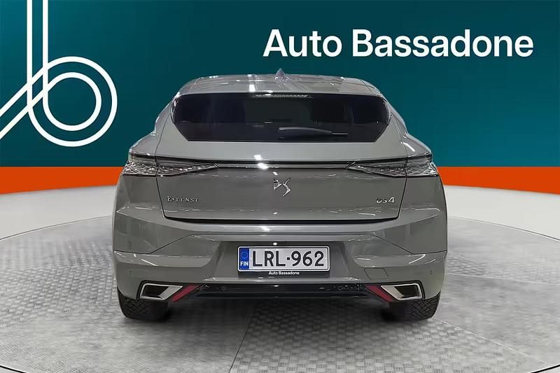 Käytetty DS Automobiles DS4 Rivoli 224 HP (164 kW) 2022 Katumaasturi