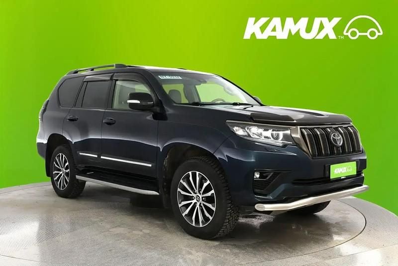 Käytetty Toyota Land Cruiser Executive 204 HP (150 kW) 2022 Musta Katumaasturi