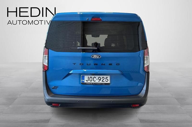 Uusi Ford Tourneo Courier Trend 100 kW (136 HP) 2025 Sininen Tila-auto