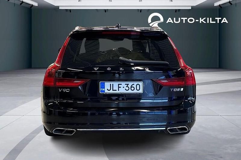 Käytetty Volvo V90 Inscription 303 HP (222 kW) 2018 Musta Farmari