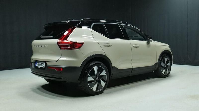 Käytetty Volvo EX40 Ultra 300 kW (408 HP) 2025 Ruskea Katumaasturi