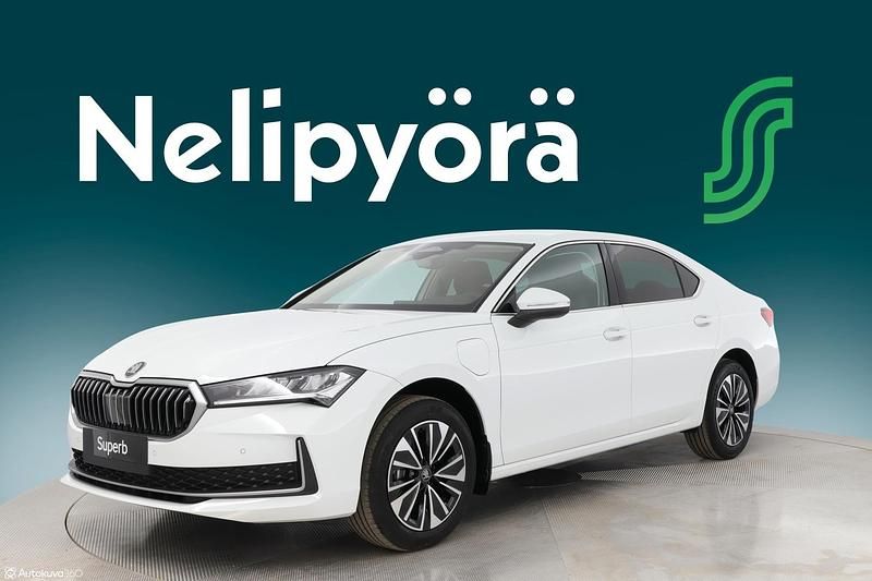Uusi Skoda Superb Drive 2025