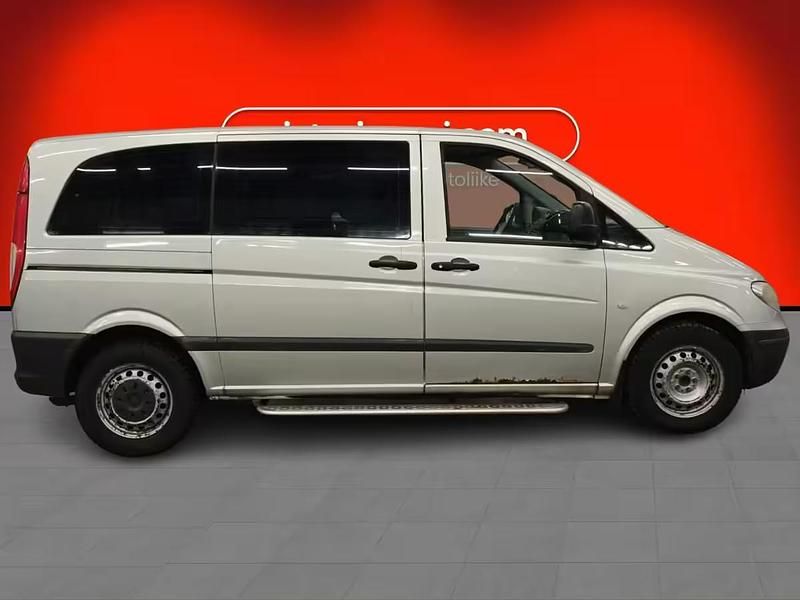 Käytetty Mercedes Vito 95 HP (69 kW) 2007 Van