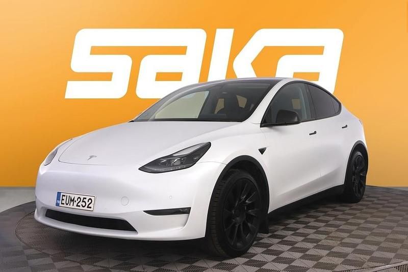 Käytetty Tesla Model Y 258 kW (351 HP) 2022 Katumaasturi