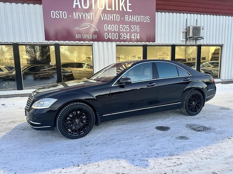 Käytetty Mercedes 450 340 HP (250 kW) 2010 Musta Sedan