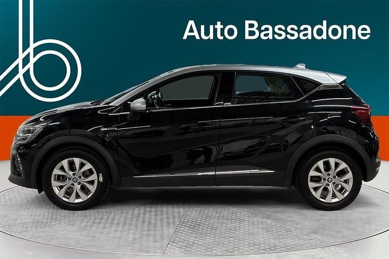 Käytetty Renault Captur Intens 92 HP (67 kW) 2021 Katumaasturi