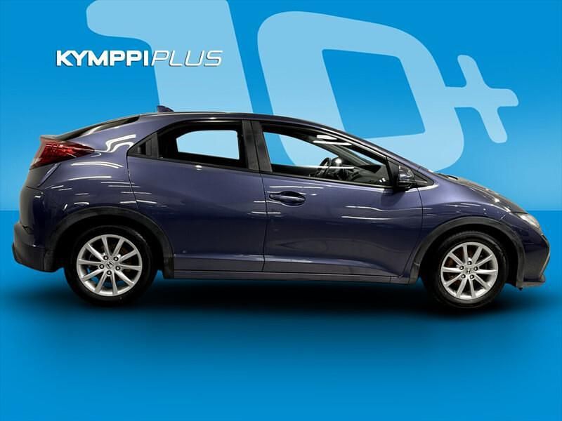 Käytetty Honda Civic Comfort 99 HP (72 kW) 2014 Sininen Viistoperä