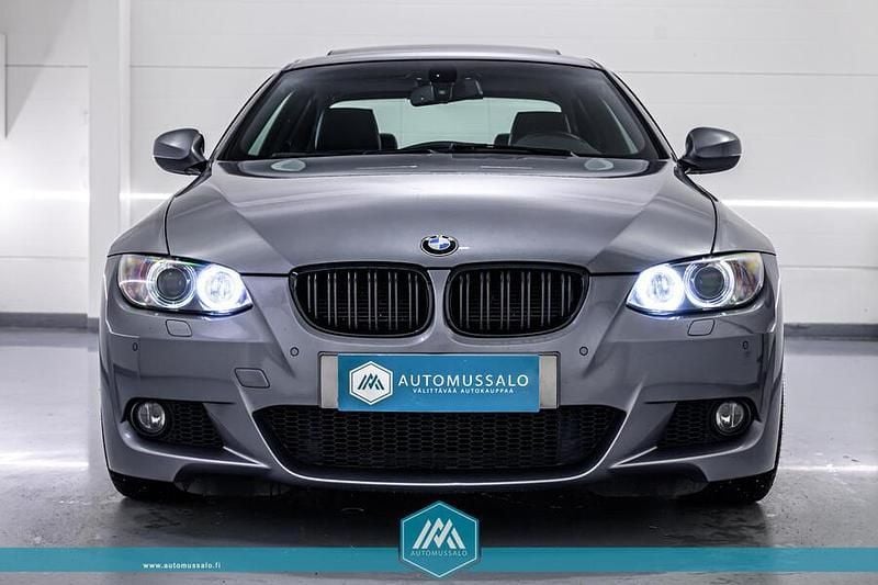 Käytetty 2010 BMW 325 Comfort Edition Coupe - kaksiovinen | 16 900 € - Kuva 1/4