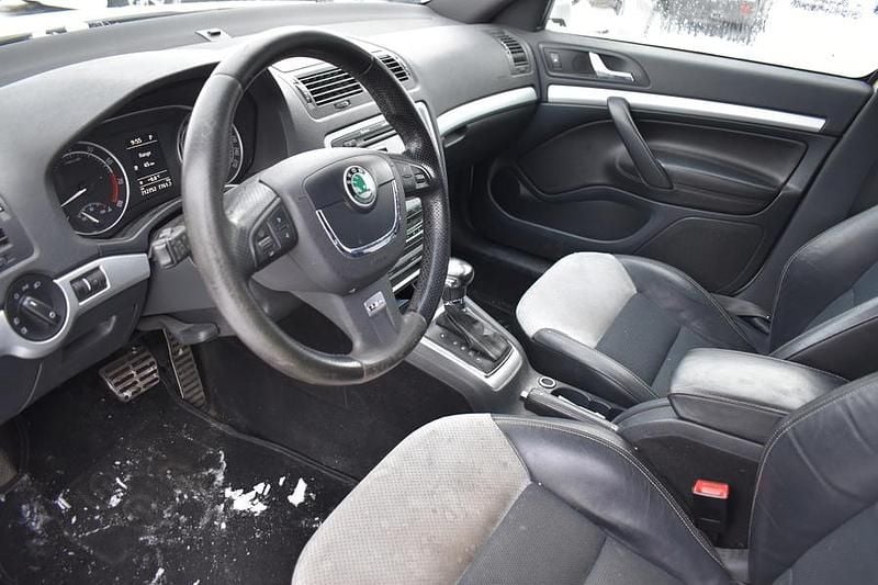 Käytetty Skoda Octavia RS 200 HP (147 kW) 2010 Viistoperä