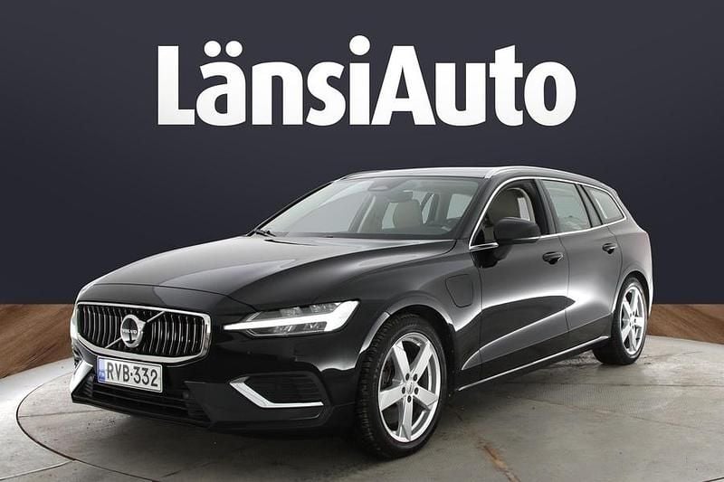 Käytetty 2023 Volvo V60 Performance Farmari | 30 790 € (Supertarjous) - Kuva 1/1