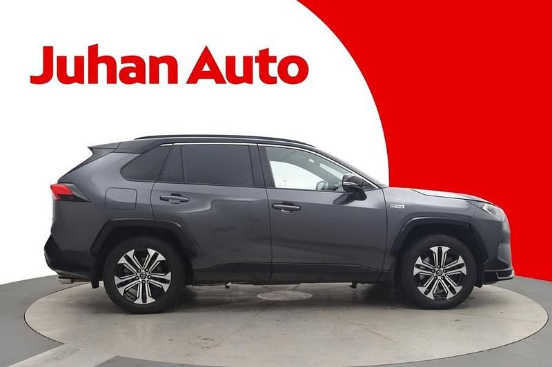 Käytetty Toyota RAV4 Hybrid Premium 306 HP (225 kW) 2020 Katumaasturi