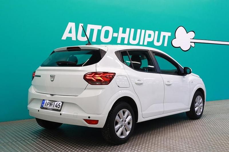 Käytetty Dacia Sandero Comfort 91 HP (66 kW) 2022 Viistoperä