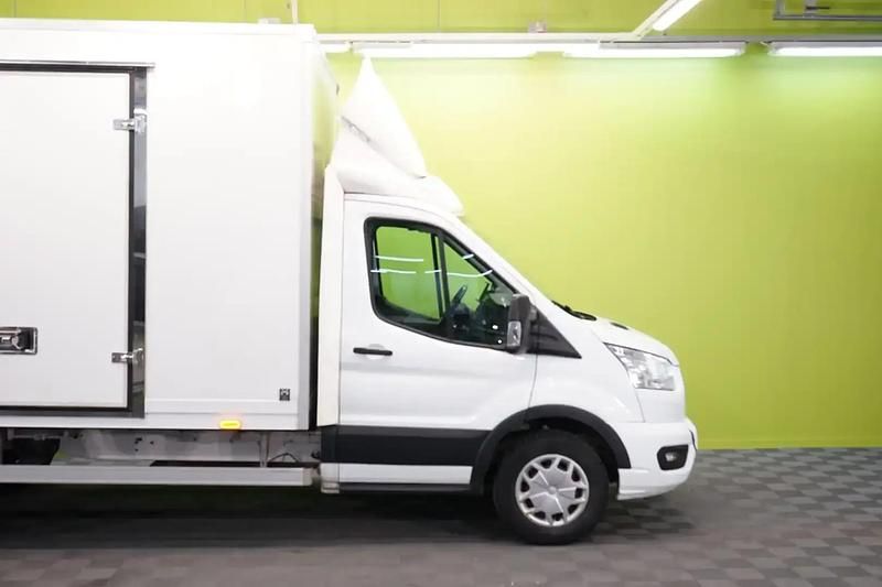 Käytetty Ford Transit 131 HP (96 kW) 2021 Valkoinen