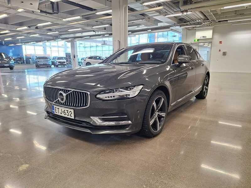 Käytetty Volvo S90 Inscription 392 HP (288 kW) 2019 Harmaa Sedan