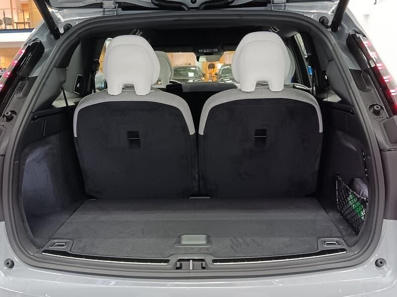 Uusi Volvo EX90 Ultra 300 kW (408 HP) 2025 Katumaasturi