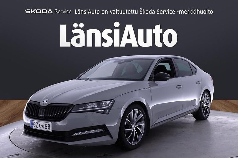 Käytetty Skoda Superb SportLine 150 HP (110 kW) 2021 Sedan