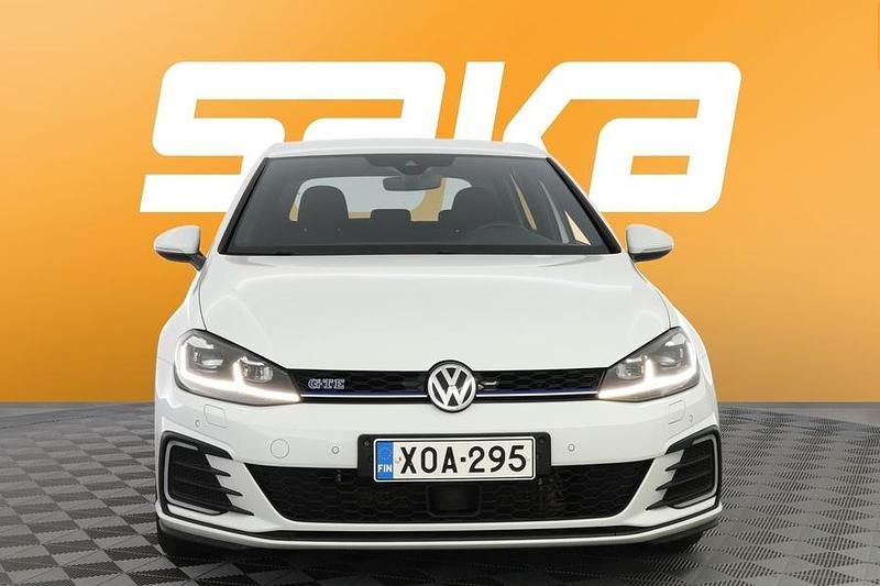 Käytetty VW Golf VII GTE 204 HP (150 kW) 2018 Viistoperä