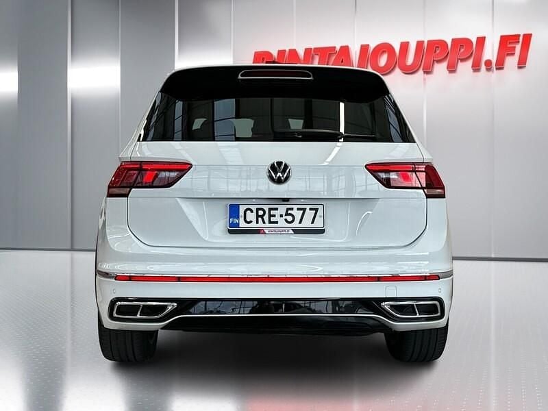 Käytetty VW Tiguan R-line 245 HP (180 kW) 2022 Katumaasturi