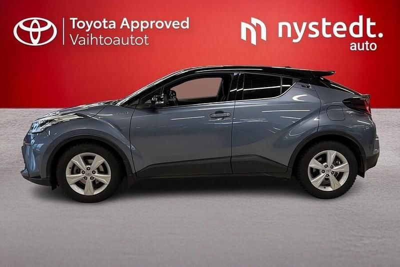 Käytetty Toyota C-HR Edition 122 HP (89 kW) 2022 Harmaa Katumaasturi