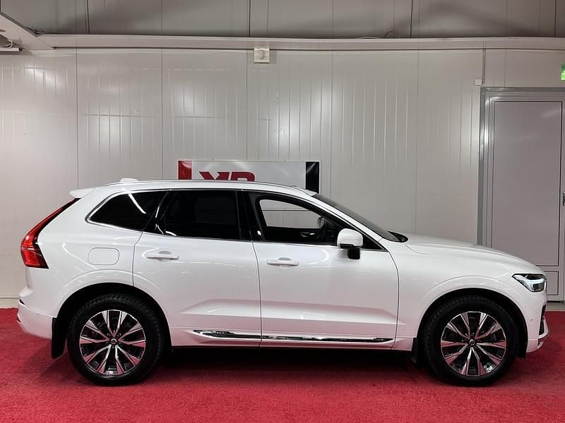 Käytetty Volvo XC60 Performance 456 HP (335 kW) 2023 Katumaasturi