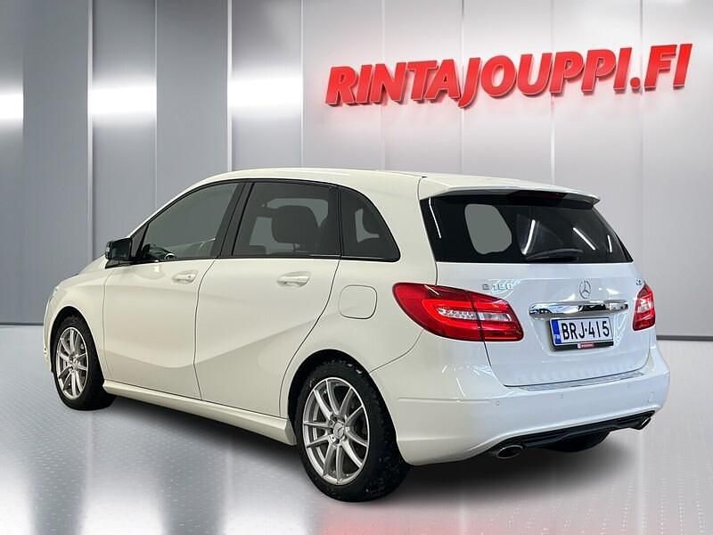 Käytetty Mercedes B180 Business 109 HP (80 kW) 2014 Tila-auto