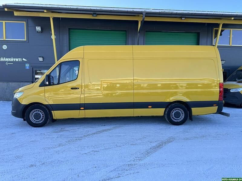 Käytetty Mercedes Sprinter 163 HP (119 kW) 2019 Keltainen Van