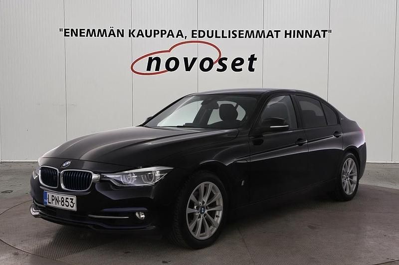Musta Käytetty 2017 BMW 330e iPerformance Sedan | 15 770 € (Perustarjous) - Kuva 1/4