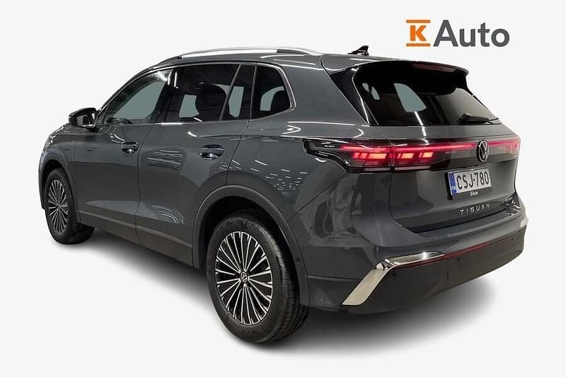 Käytetty VW Tiguan Business 204 HP (150 kW) 2025 Harmaa Katumaasturi