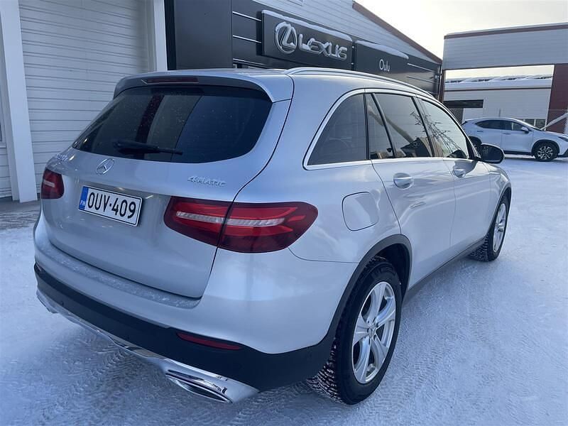 Käytetty Mercedes GLC220 Business 170 HP (125 kW) 2015 Harmaa Katumaasturi