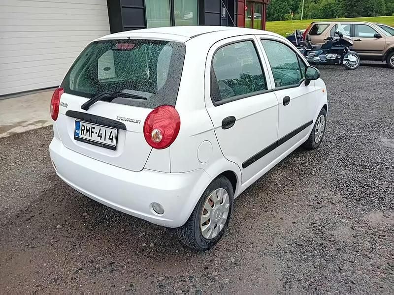 Käytetty Chevrolet Matiz 88 HP (64 kW) 2006 Valkoinen Viistoperä