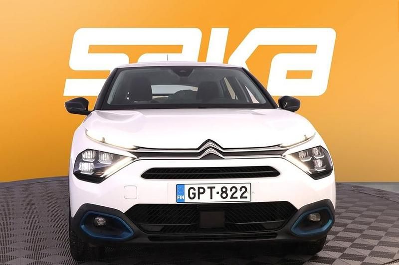 Käytetty Citroën e-C4 Feel 100 kW (136 HP) 2022 Viistoperä
