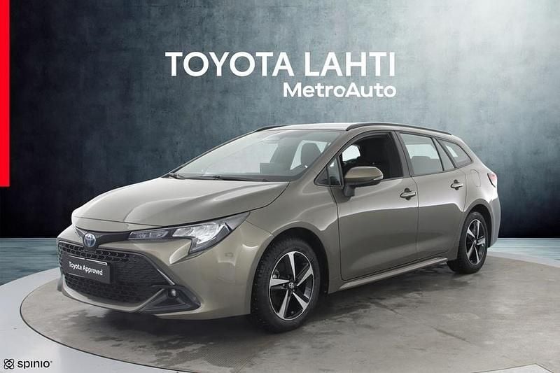 Ruskea (beige) Käytetty 2024 Toyota Corolla Active Farmari | 26 770 € (Hyvä tarjous) - Kuva 1/4
