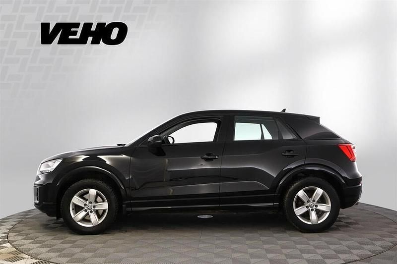 Käytetty Audi Q2 Business 150 HP (110 kW) 2017 Musta Katumaasturi