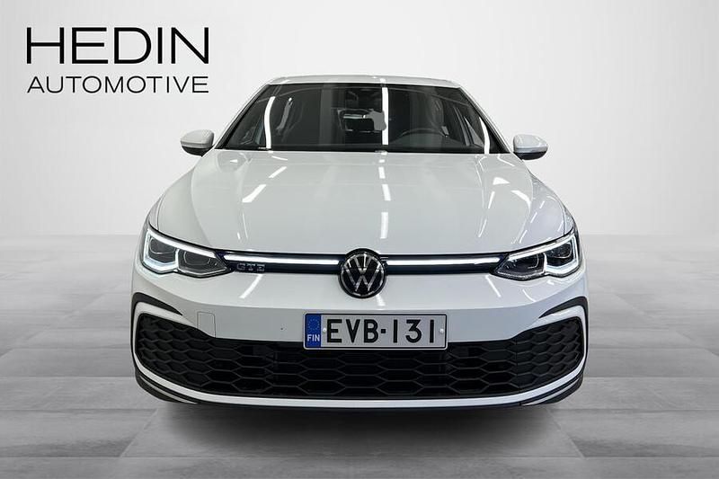 Käytetty VW Golf VIII GTE 245 HP (180 kW) 2022 Valkoinen Viistoperä