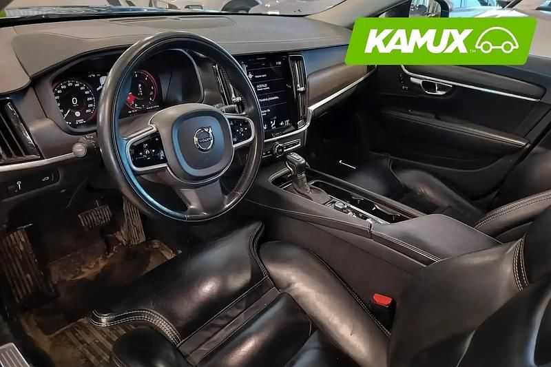 Käytetty Volvo V90 CC Business Edition 190 HP (139 kW) 2019 Musta Farmari