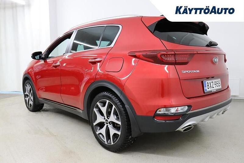 Käytetty Kia Sportage GT-Line 177 HP (130 kW) 2020 Punainen Katumaasturi