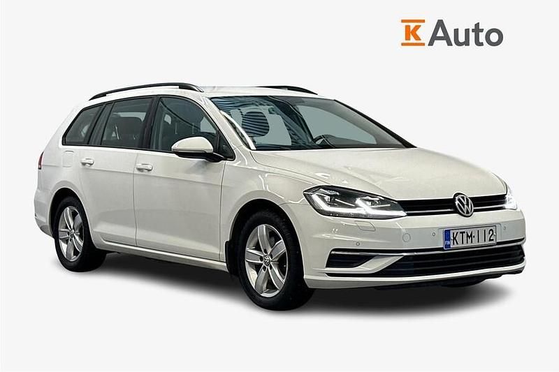 Käytetty VW Golf VII Comfortline 116 HP (85 kW) 2019 Valkoinen Farmari