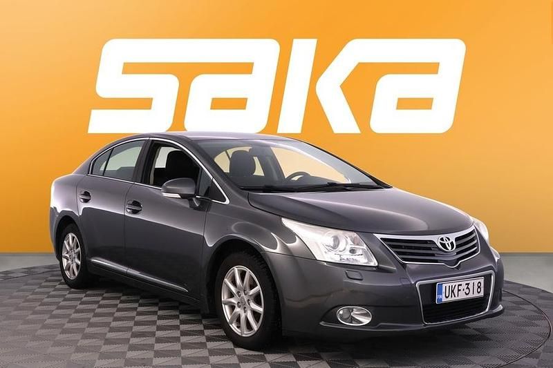 Käytetty Toyota Avensis Sol 147 HP (108 kW) 2010 Sedan