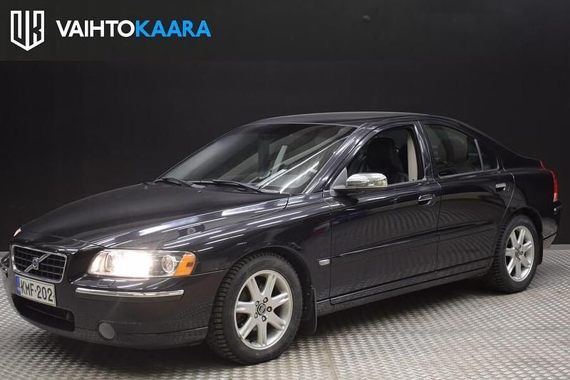 Käytetty 2005 Volvo S60 Sedan | 7 900 € (Perustarjous) - Kuva 1/3