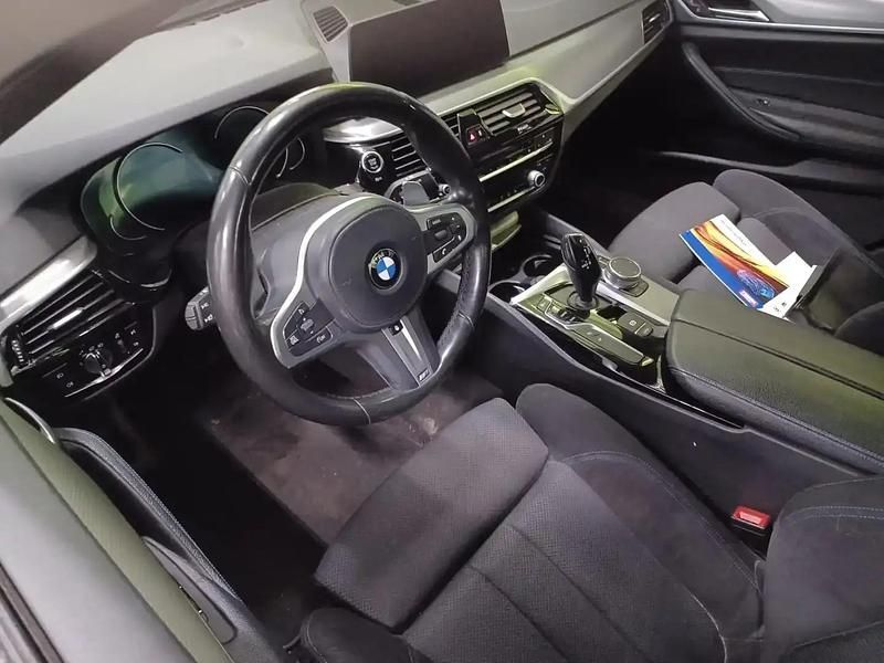 Käytetty BMW 520 M Sport 190 HP (139 kW) 2017 Valkoinen Sedan