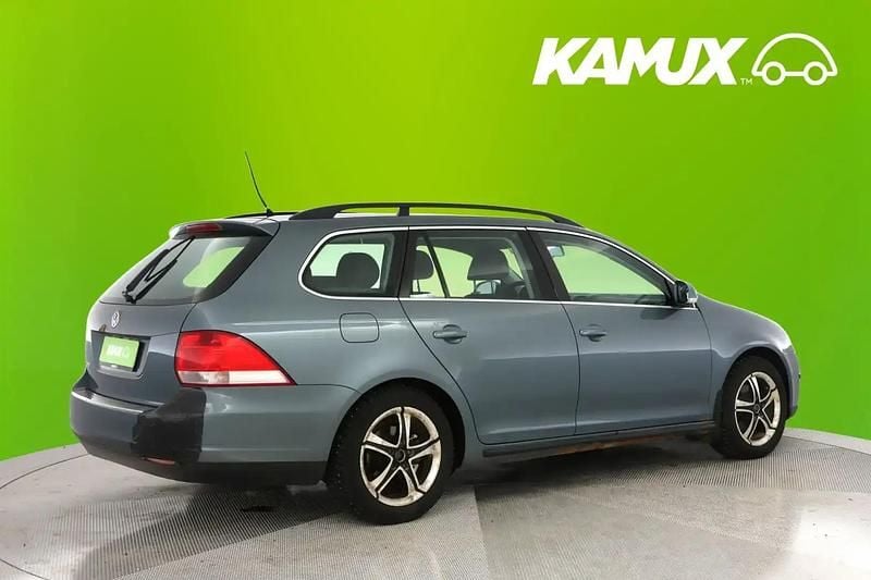 Käytetty VW Golf V Comfortline 102 HP (75 kW) 2008 Vihreä Farmari