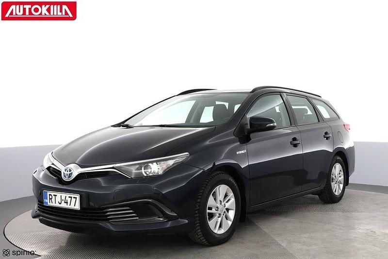 Käytetty Toyota Auris Touring Sports Edition 99 HP (72 kW) 2017 Harmaa Farmari