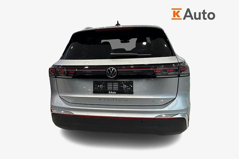 Uusi VW Tiguan Elegance 201 HP (147 kW) 2026 Harmaa Katumaasturi