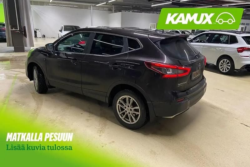 Käytetty Nissan Qashqai N-Connecta 159 HP (116 kW) 2019 Violetti Katumaasturi